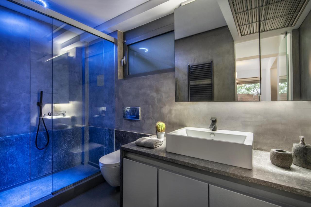 Willa Elegant And Private Living By Neuvel Ateny Zewnętrze zdjęcie