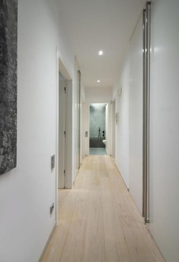 Willa Elegant And Private Living By Neuvel Ateny Zewnętrze zdjęcie